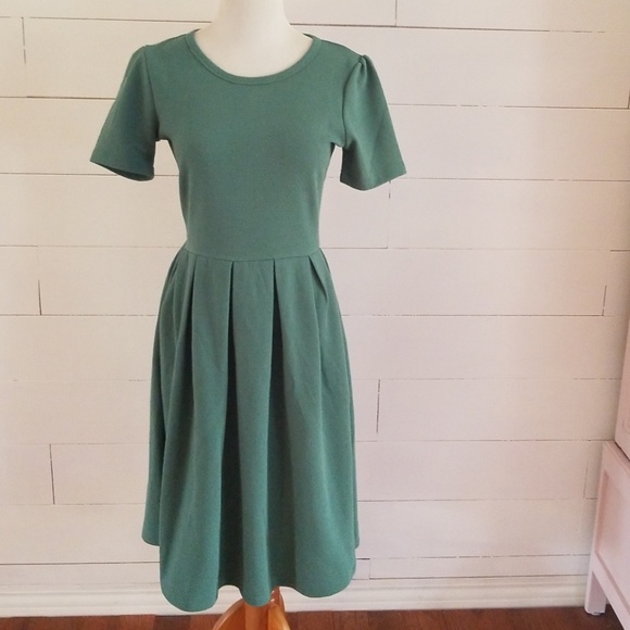 LuLaRoe Dresses & Skirts - Lularoe Amelia